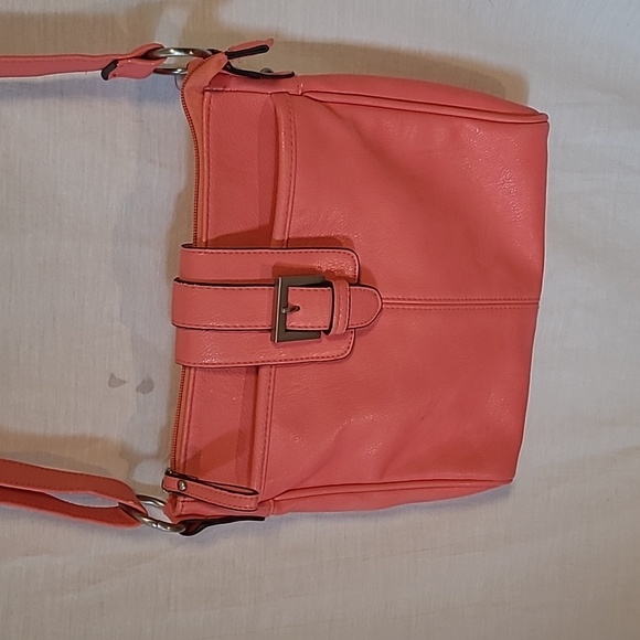 Coral crossbody purse - Picture 1 of 5